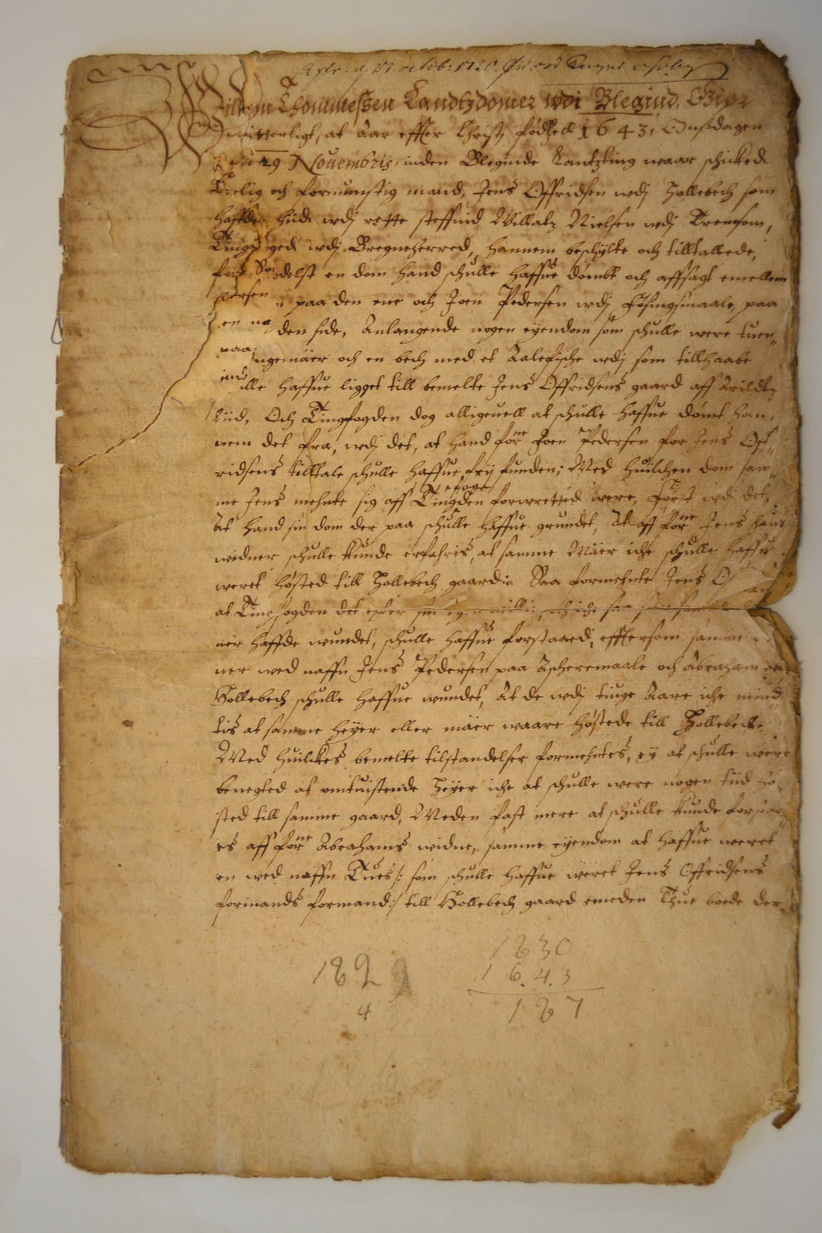 Mycket gammalt handskrivet dokument